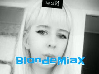 BlondeMiaX