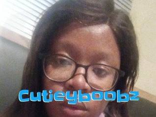 Cutieyboobz