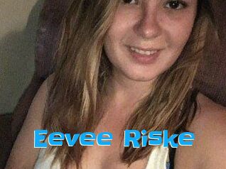 Eevee_Riske