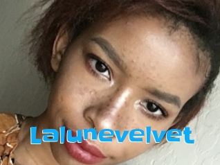 Lalunevelvet