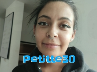 Petitte30