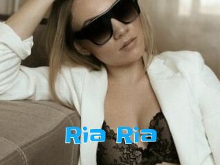 Ria_Ria