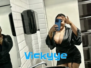 Vickyye